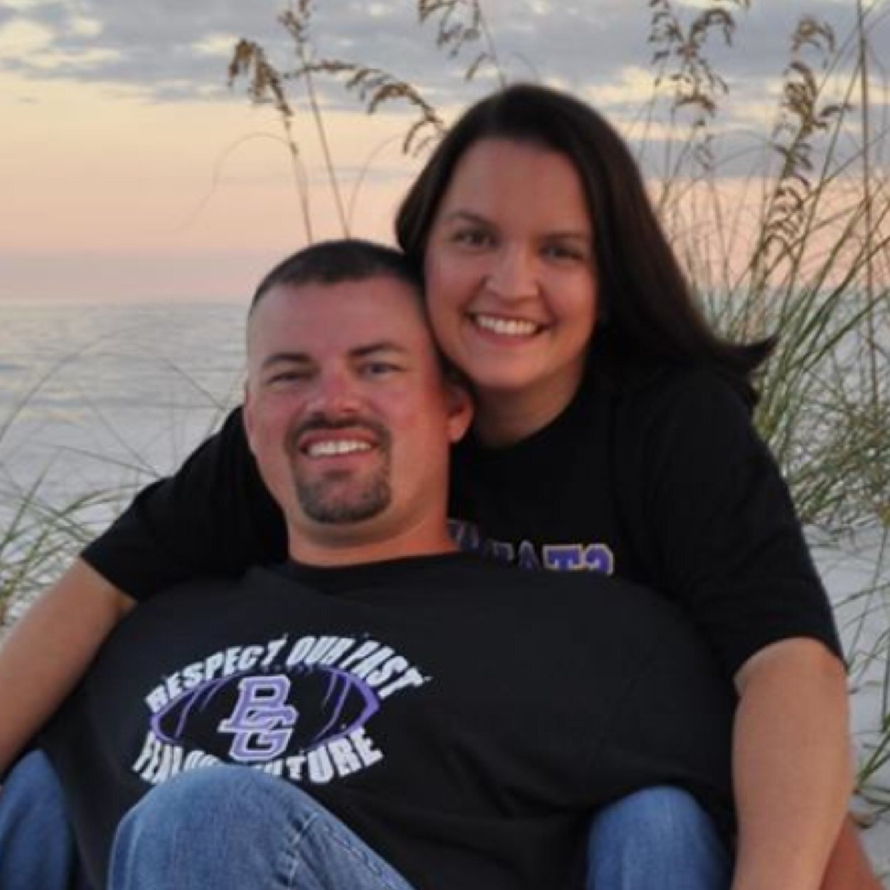 Married to my best friend since 1997 😍 💍 I have 2 GREAT kids 👨🏻‍🎓 👩🏻‍🎓and a rotten dog 🐶 I wouldn't change my life for anything ❤️