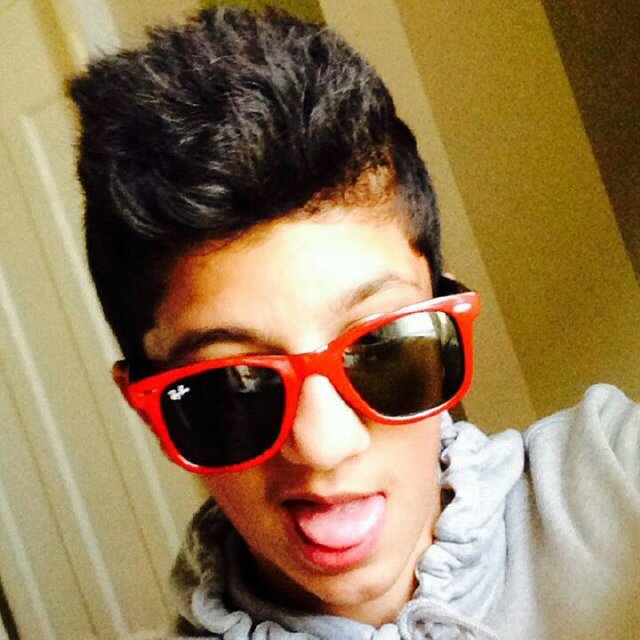 WakaBlade's profile picture. 