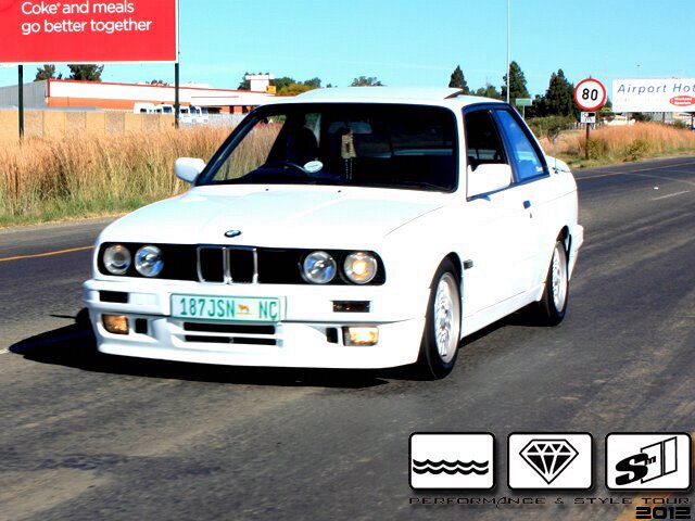 #Bmw_♥.             325is♥.              #SAbeemer.     M3.                       #lowislife.      BBm.26BF4856.