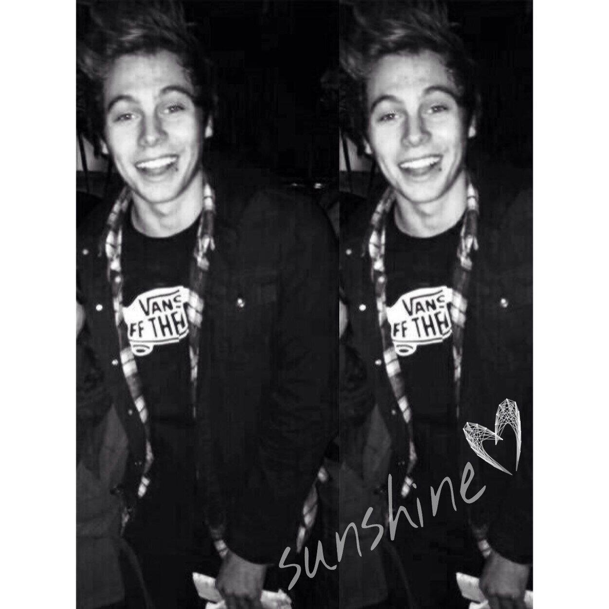 mrloverboyluke's profile picture. please follow @baltimoreljp !