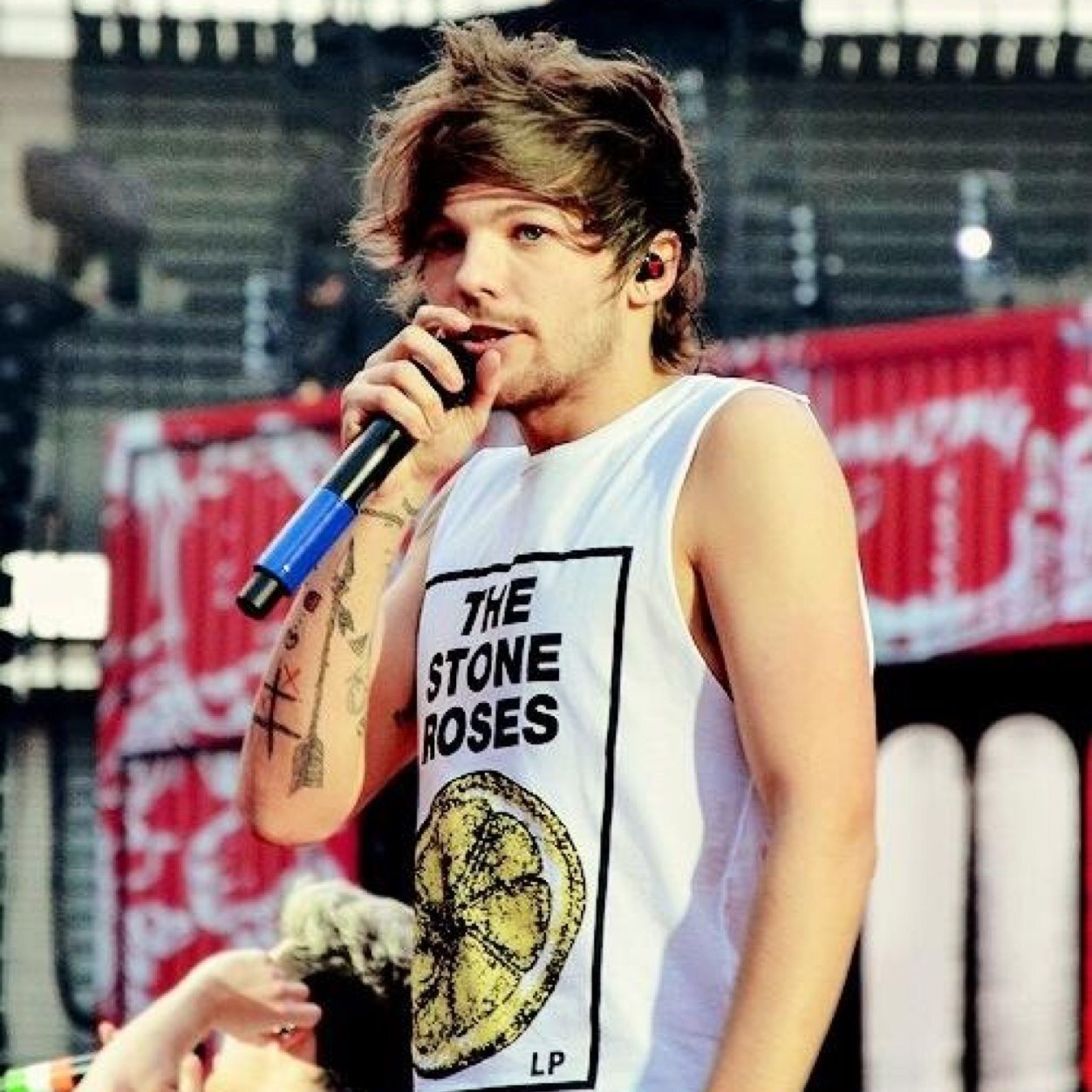 Hi i love louis i need sunshine/5 and i will get there