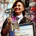 Bia ✞ ️ (@0800dlovato) Twitter