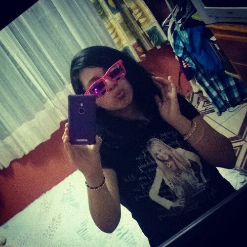 Follow me and Follow Back♡∞ whatsapp:+519621494440 (para los que me quieran agregar) ~BELIEBER ~LOVATIC ~SMILER ~BAUTISTER
