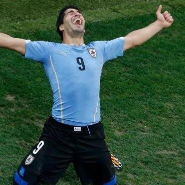 Orgulloso #Uruguayo y Periodista Deportivo, esperando el sueño!. Con la esperanza del reencuentro, Contrafarsa volverá, por vos! Adiòs, Carnaval!!