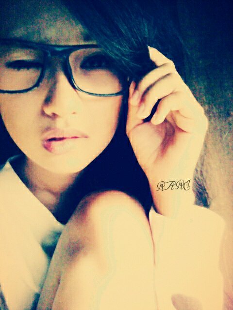 ● saya pendaм ѕeмυanya yang penтιng saya тeтap тaвaн !  ツ