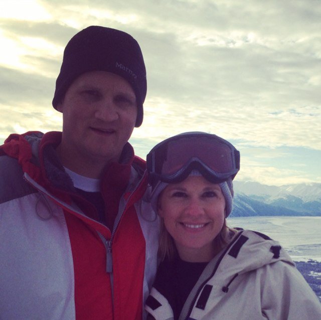 Husband, Father, Orthopaedic surgeon specializing in sports medicine