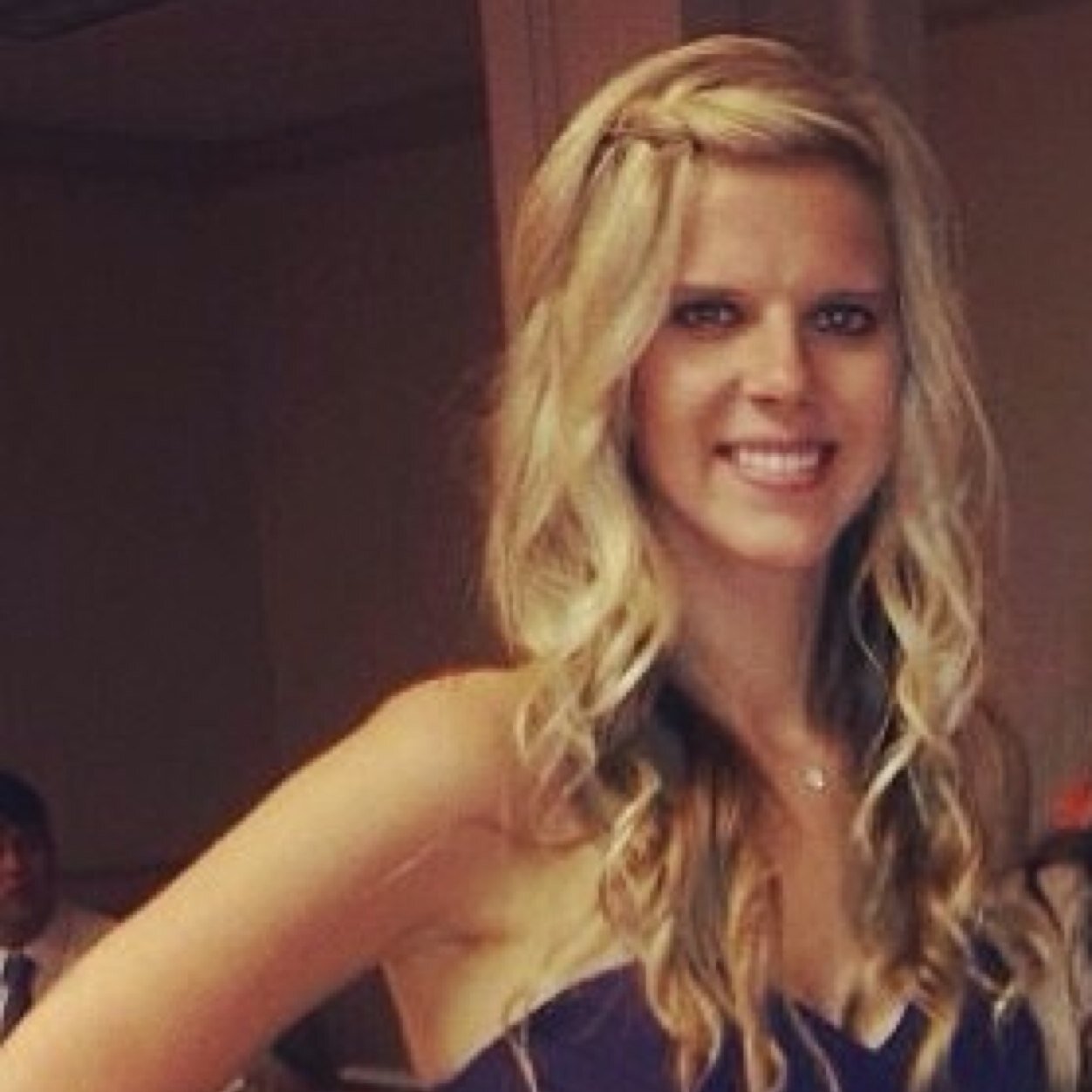 roxanne1101's profile picture. 