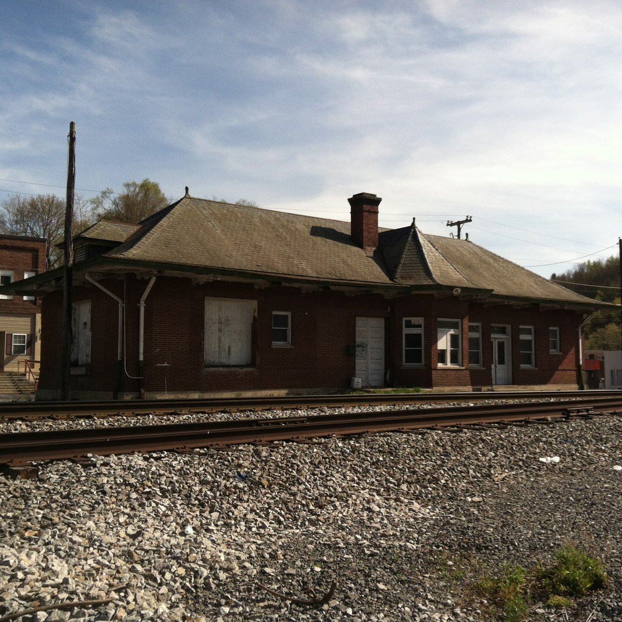 Jerc1999's profile picture. Official account for Tazewell Train Station. Built in 1928. It is one of only two stations left on NS Clinch Valley line. Account maintained by @caden_waddell