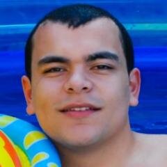 Eu não sei, eu só sei que... eu cai da espaçonave.... eu fui cain.. eu fui caindo lá de cima, bati ali, bati, aí quand.. bati aí saí batendo..
