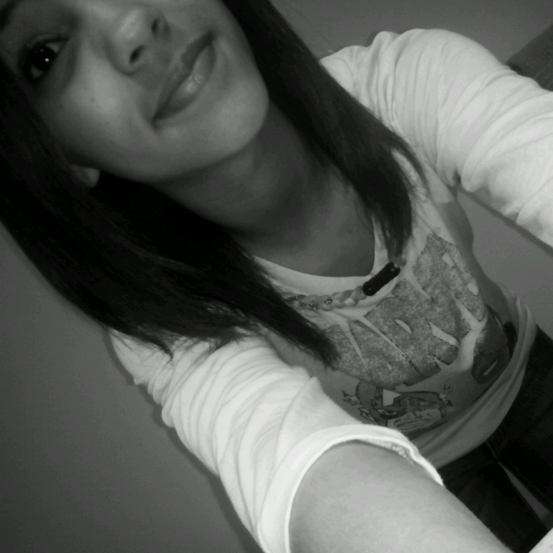 Hey im Britany.single but crushing. February 2nd. SHS Varsity Cheerleader