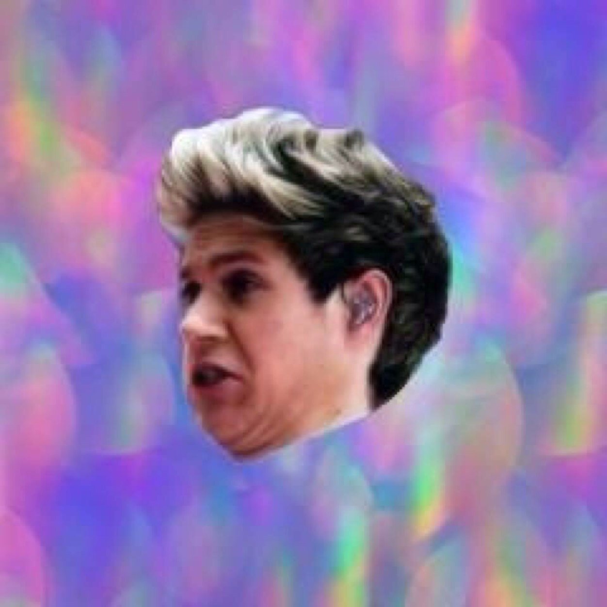 I just gave u a free follow so follow @cupcakexxniall_ @Dr_Fluke12 @GODDAMNCLIFFORD Pleasee. They follow back