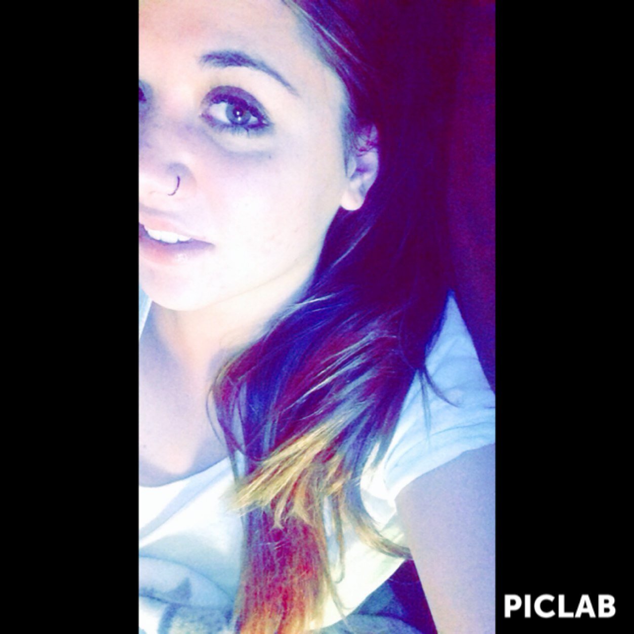 XoXoPerp's profile picture. I'm so awkward, that I'm cute.
Montana. 18.