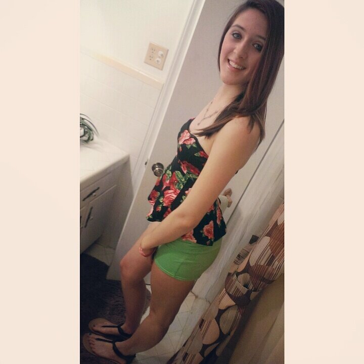 babe ? @Goldsuga_ | cool ass chick, follow me !!