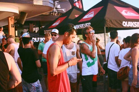 pickers_89's profile picture. Aku Terlahir dari rahim ibu dan keluarga sederhana untuk menikmati bumi beserta isinya.