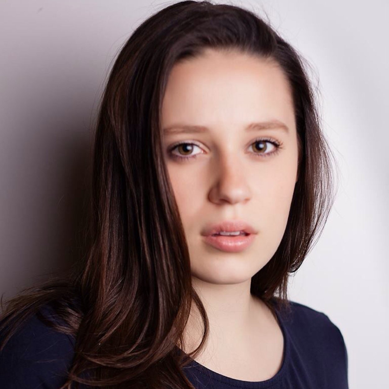 Los Angeles based actor, model, artist. Trained at Russia's Moscow Art Theatre School and a recent Theatre Arts graduate from PSU.