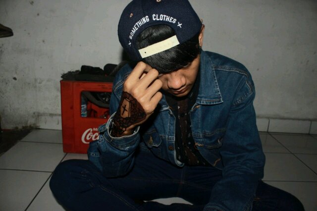 Avaliat-liat emang gw tulang dasar anjing fck!!!