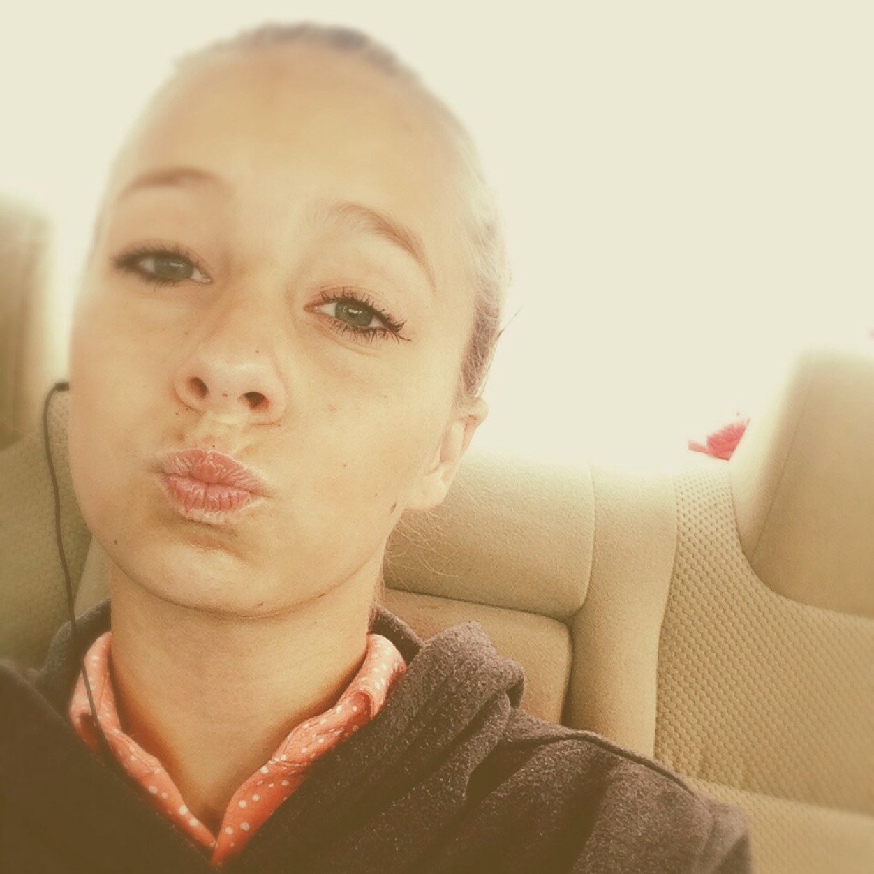 xo_sydn33's profile picture. Sarcasm is my only defense!! Friends are my life! @sidnie7 is my BFF!!