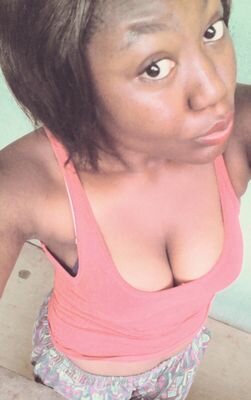 bomcylala's profile picture. 