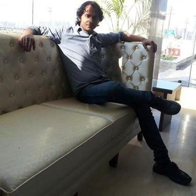 TripathiShiv02's profile picture. Entrepreneur