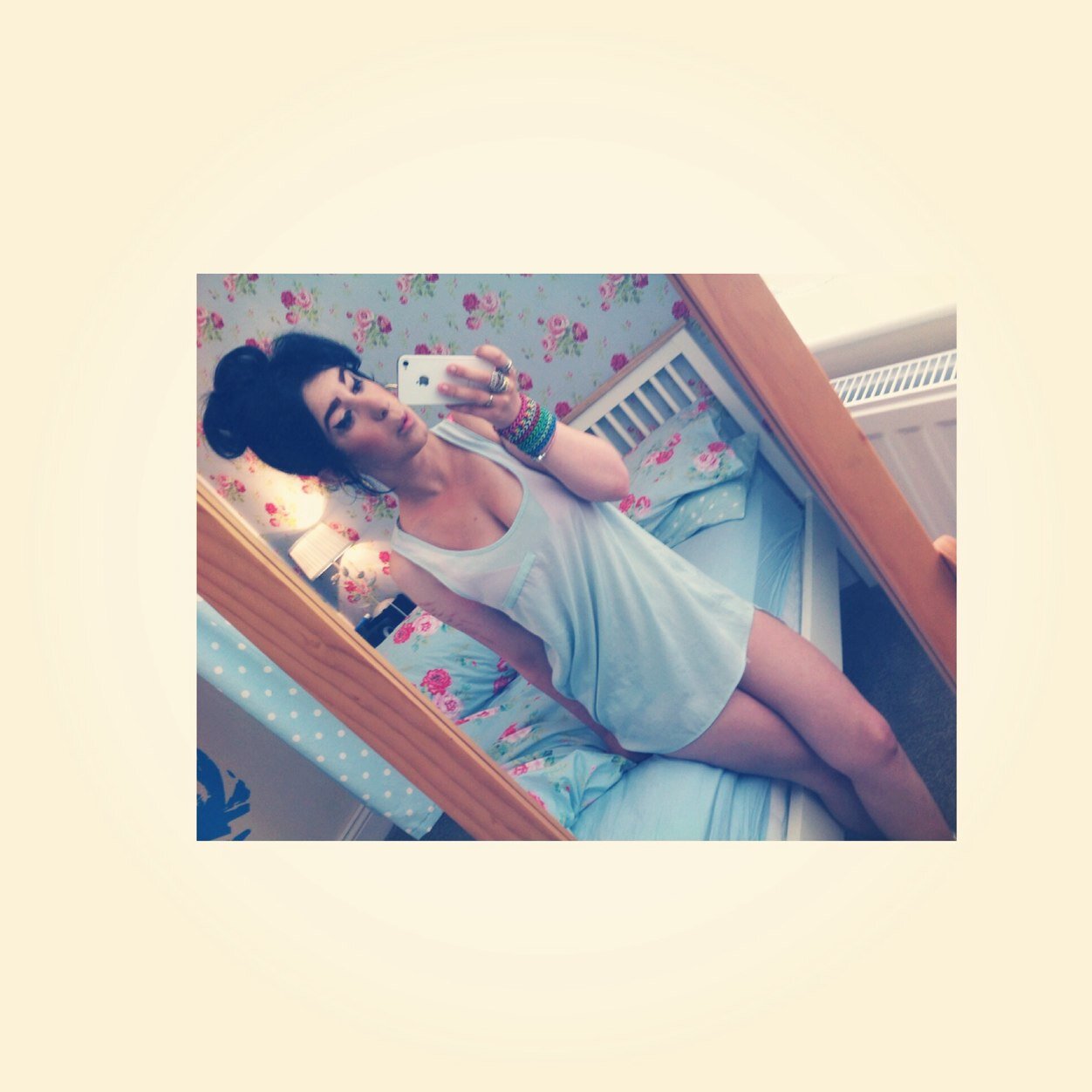 Single/ 15 / lowestoft / eminem idol / boxer