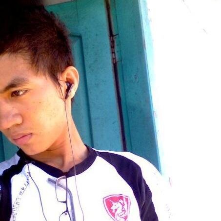 Hidup ku,,,Jodoh ku,,,Rezeki ku,,,,Semua ku serah kan kepada Allah SWT,,,,,,,,,,Selalu kerja keras & berdoa........
^_^