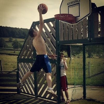 a_nthonybrc's profile picture. 