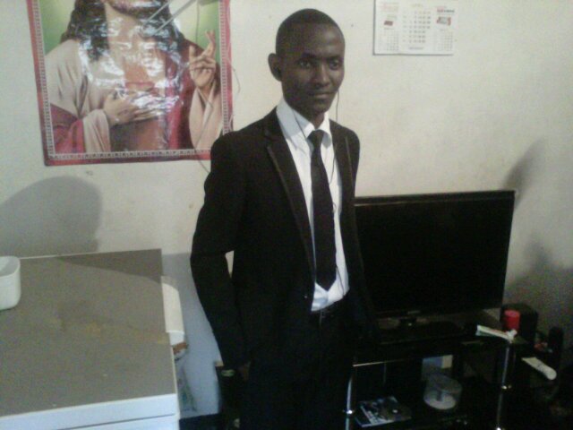 woz born to make a difference,add me on facebook using jefferson simand ,jeffersonsimandi@gmail.com