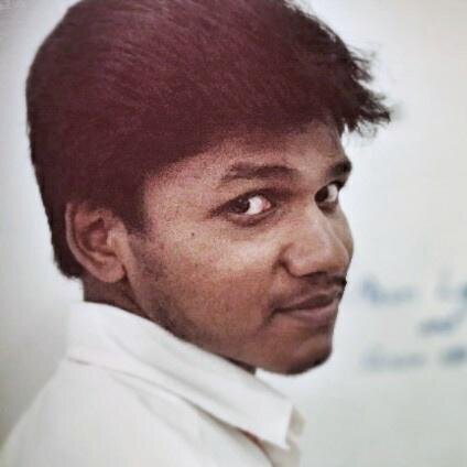 தமிழ்ப்பற்று மிக்க இந்தியன்;நாட்டுப்பற்று மிக்க தமிழன்;CSK veriyan;கமல் ரசிகன்;அவ்வப்போது நாட்டு நடப்புகளை விமர்சிக்கும் , பிதற்றும் கிறுக்கன்...