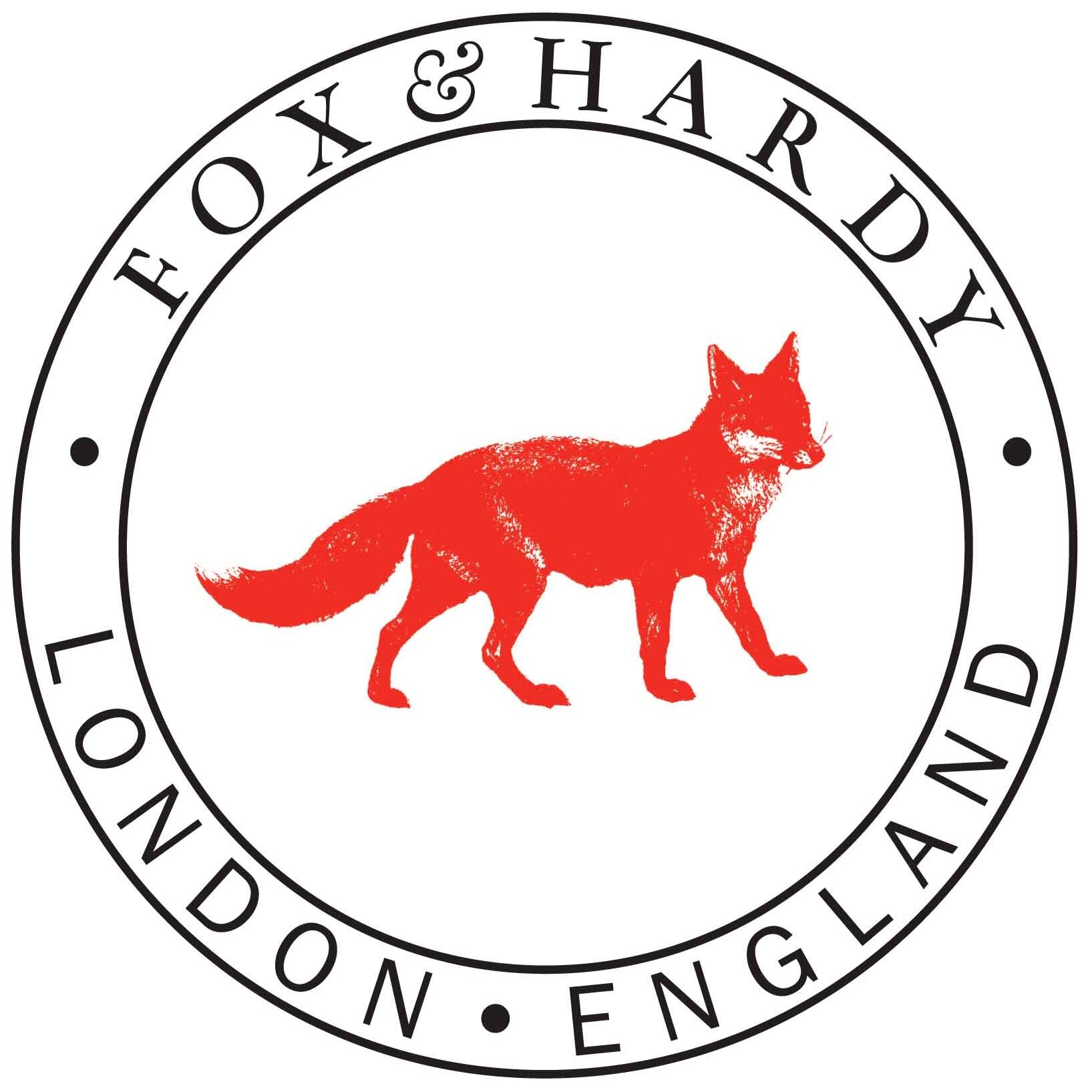 The life & style of Fox & Hardy. Beach. Mountain. Home