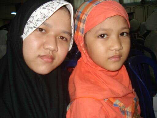 ''jadikan hari ini lebih baik daripada kemaren'' 
keep smile ^__^