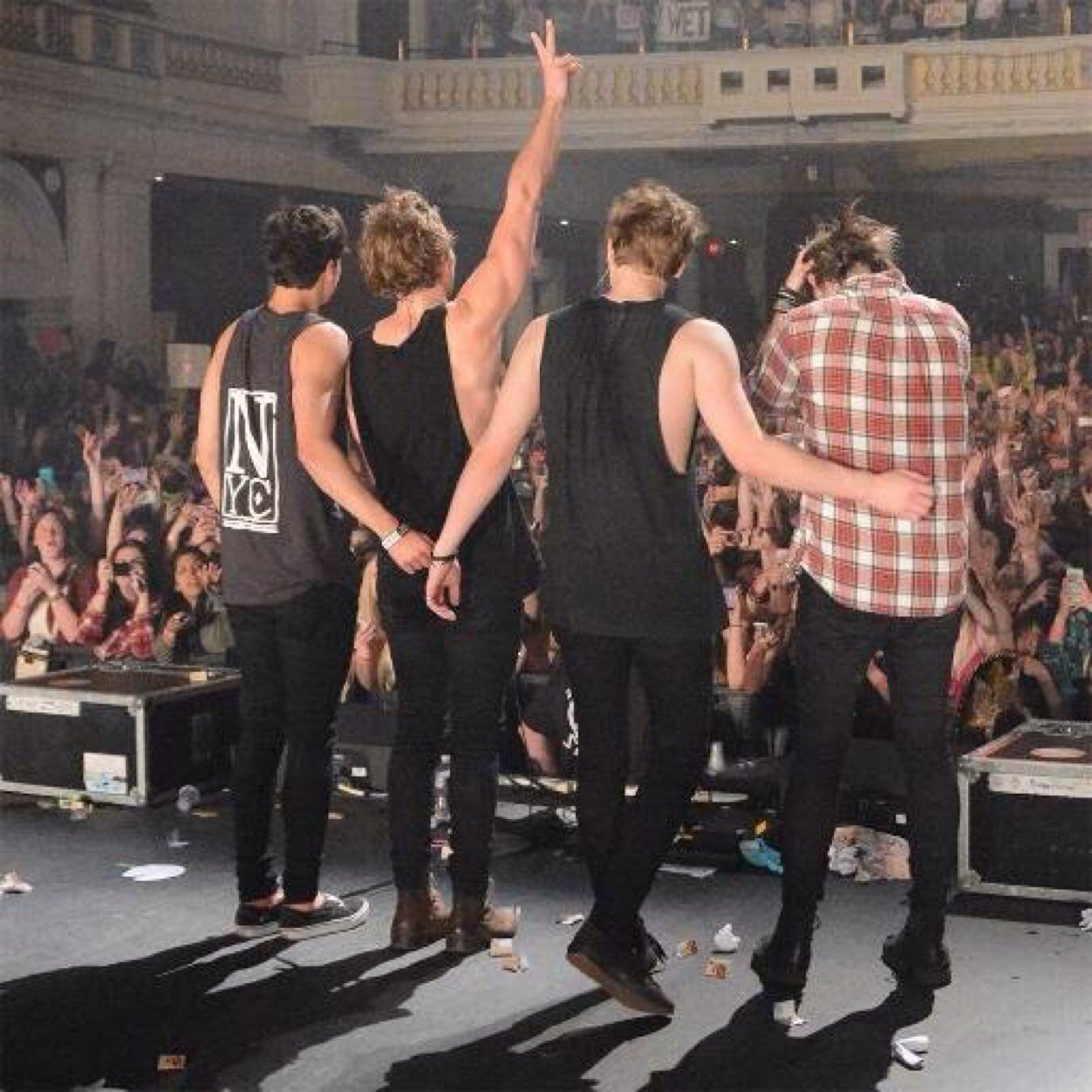 5SOSfansEurope's profile picture. 5 Seconds of Summer updates, facts, imagines and more.. ❤️