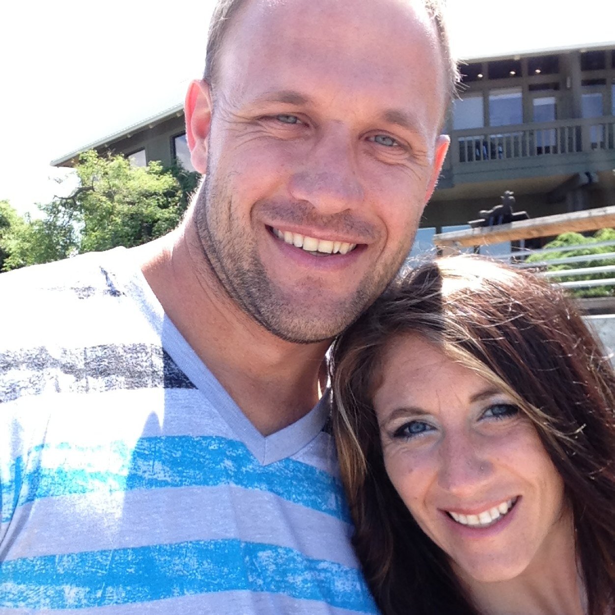 sacred_treeiage's profile picture. Energy Balance, Essential Oil Aroma Therapy, healing, healthy lifestyle, 
This page offers forward thinking posts, healing articles, healthy lifestyle reference