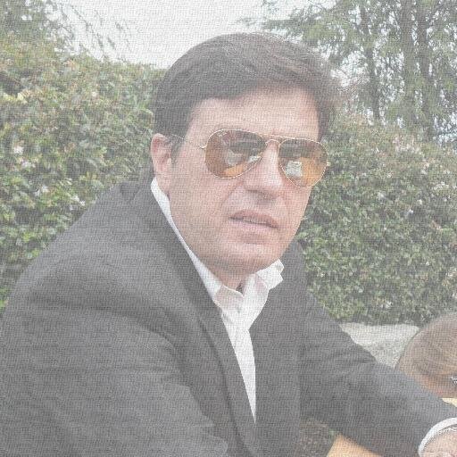 SIAMO      PRO TETTO                        stop alle famiglie senza casa  ..                    Chi ci crede realizza ma poi  bisogna anche RESTITUIRE qualcosa