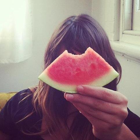 rachelkelly__'s profile picture. Textile & Graphic Designer