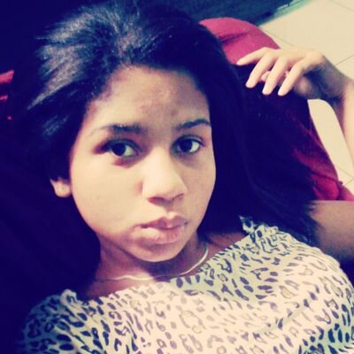 Conservar algo que possa recordar-te seria admitir que eu pudesse esquecer-te.