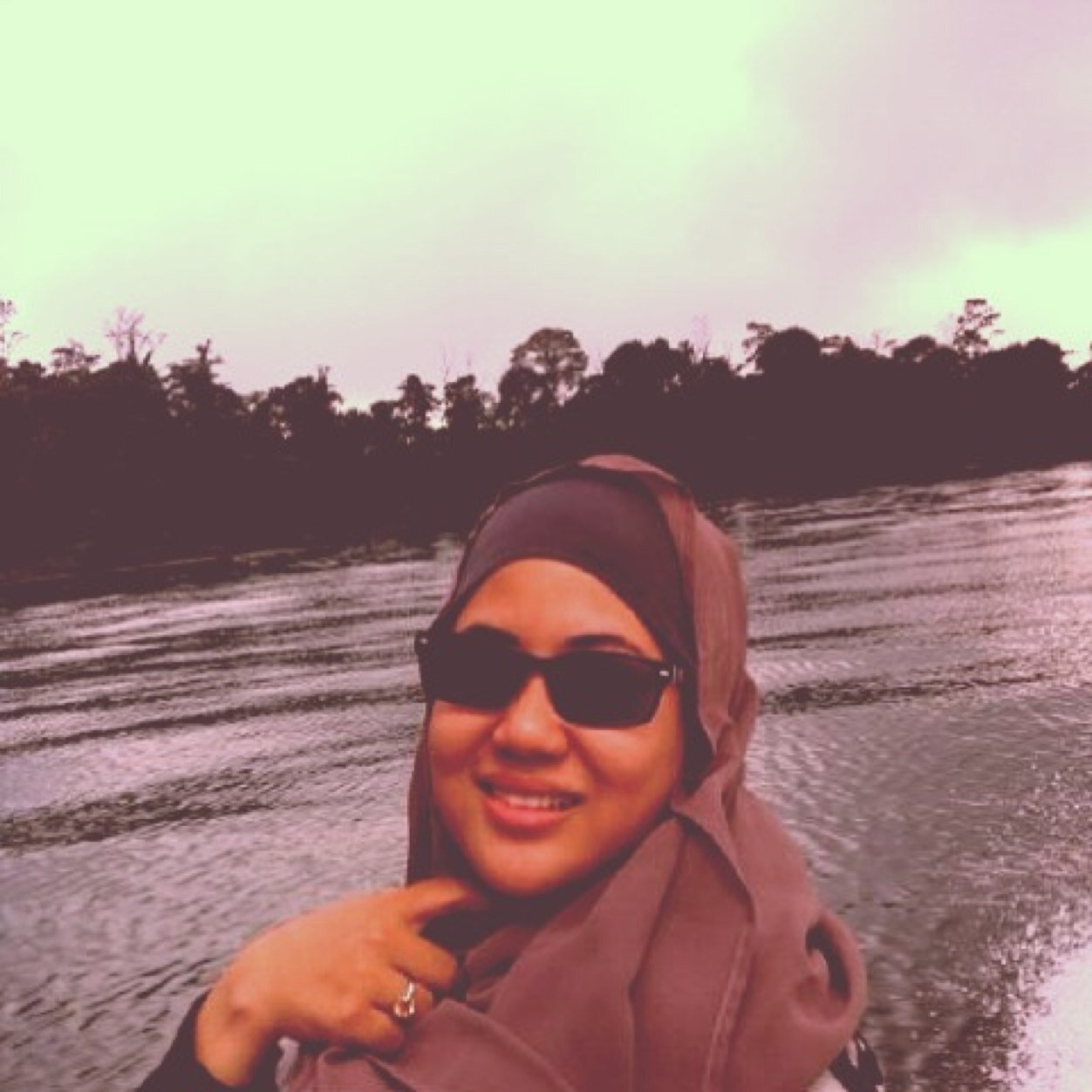 nethadian's profile picture. 'Life is beautiful when u learn to appreciate it' ✉invite my whatsapp08122942564┋n joint avail n tupperware