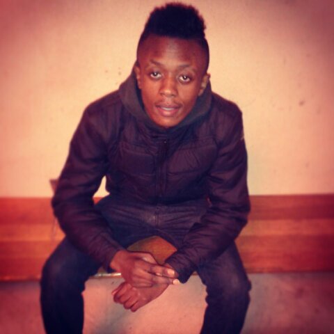 IG : Zood_n ; Kik : Zoodn_ ; Snap : Zoodn #Team242 #Team95/93#TeamKaaris #TeamNiro Follow et tu verra