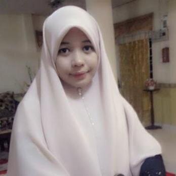 Kebahagiaan akan datang saat kita memaafkan dri kita sndiri dan memaafkan org lain..hidup dgn penuh rasa syukur \(^_^)/