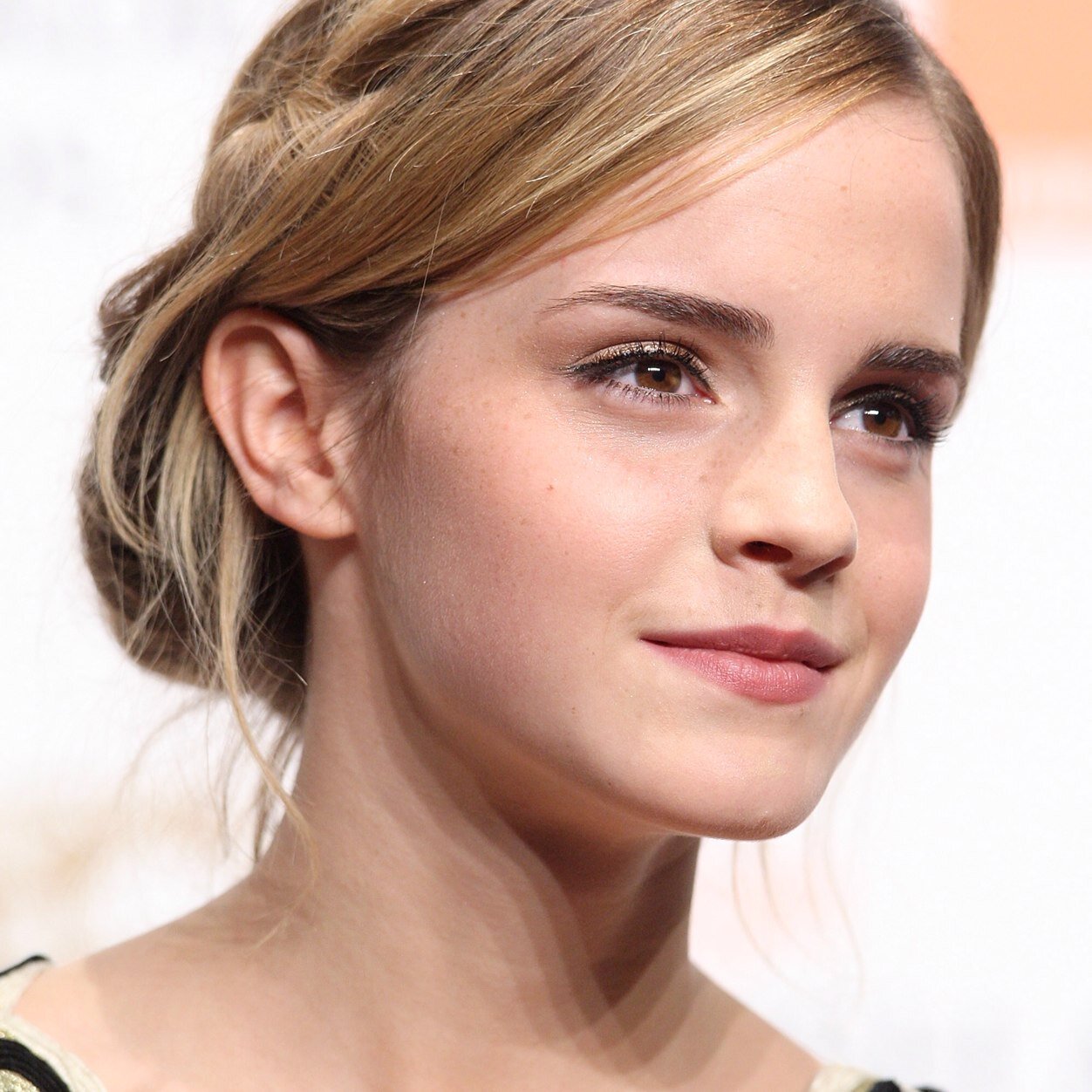 Hi, have a free follow from @Hermione_Black because you're perfect and I love you guys so I want to help you meet your goals!