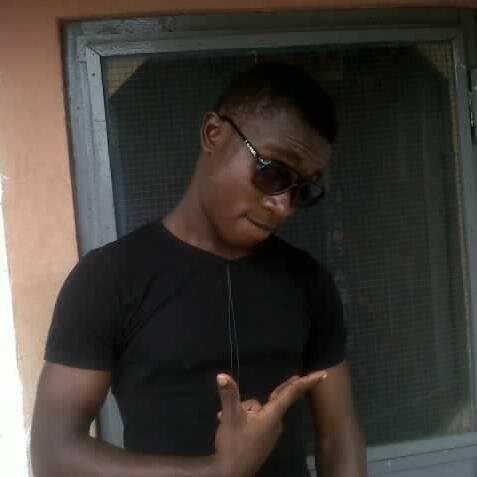 joey_zoe_smile's profile picture. am cool and simple..GOD IS WHO I LOOK UP TO...i think that explains part of me ....i enjoy reading your tweets ans activities-keep'em coming..