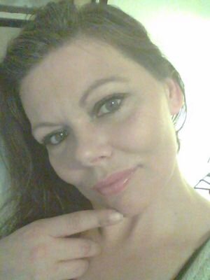 I'm just a simply girl!! full of love, life and loyalty! Searchin 4 my place in the world!!! Family first; always!! Above all else, God has my back!!!