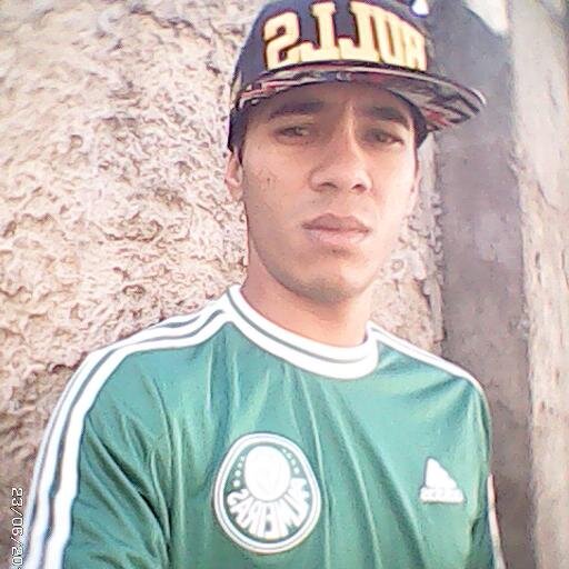 SOU  +  1 Q FOI RESGATADO PELAS MÃOS DO NOSSO SENHOR E SALVADOR JESUS CRISTO, ME TRANSFORMOU EM UM NOVO SER Q AGORA PROCURA DAR UM NOVO SENTIDO A VIDA,.....