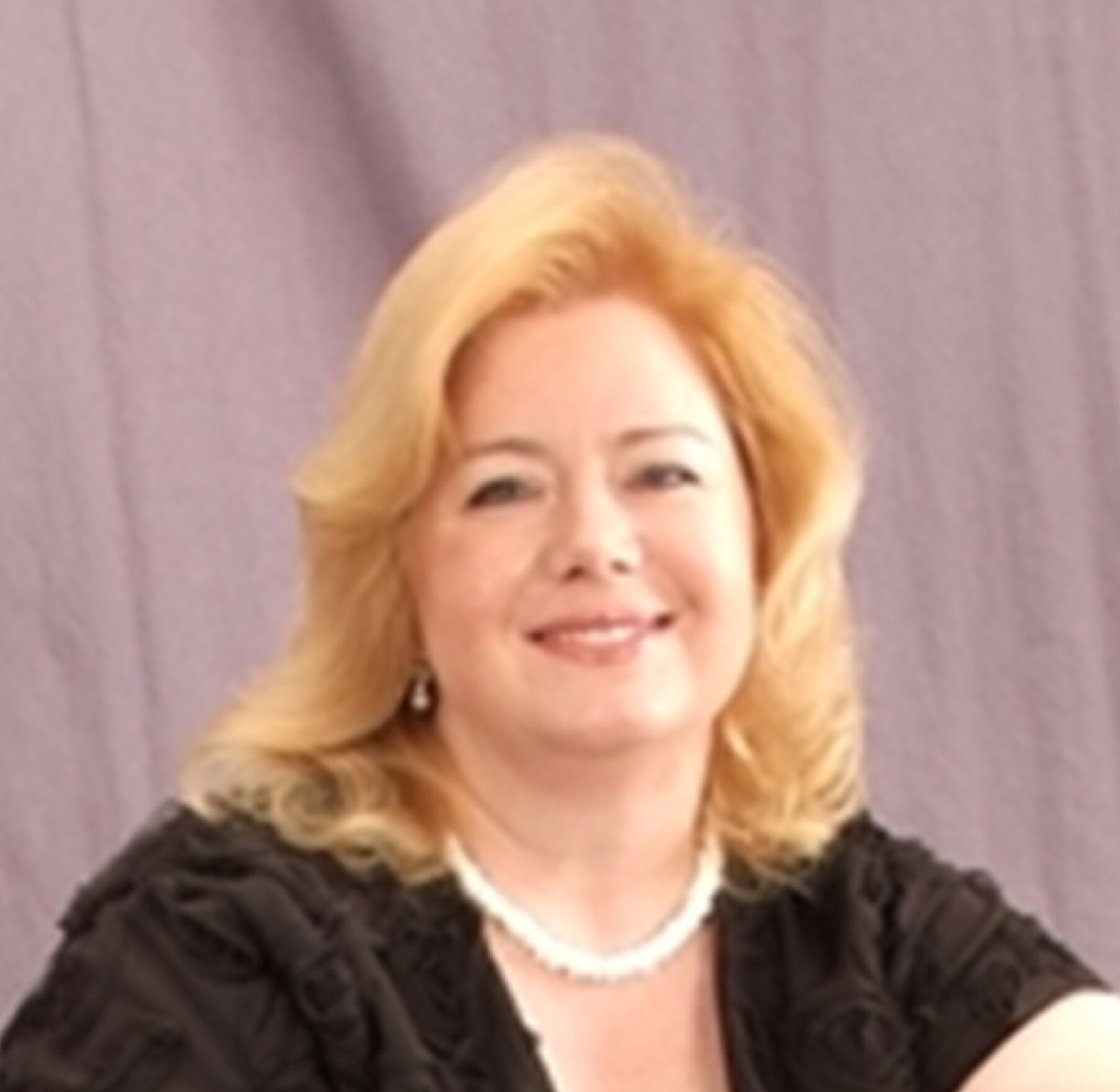 Romantic Suspense Writer. Living outside of Austin Texas with Hubby, two sons, an English Bulldog that thinks she's a cat and a tom cat that thinks he's a human