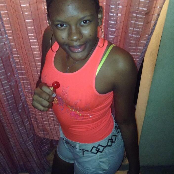 Dios Siempre PriimerO' ♥ Mi Bff @Escarlen03 -Amoo Los Hershey's && Soy Una Rihanna's NAVY Fustrada ♥