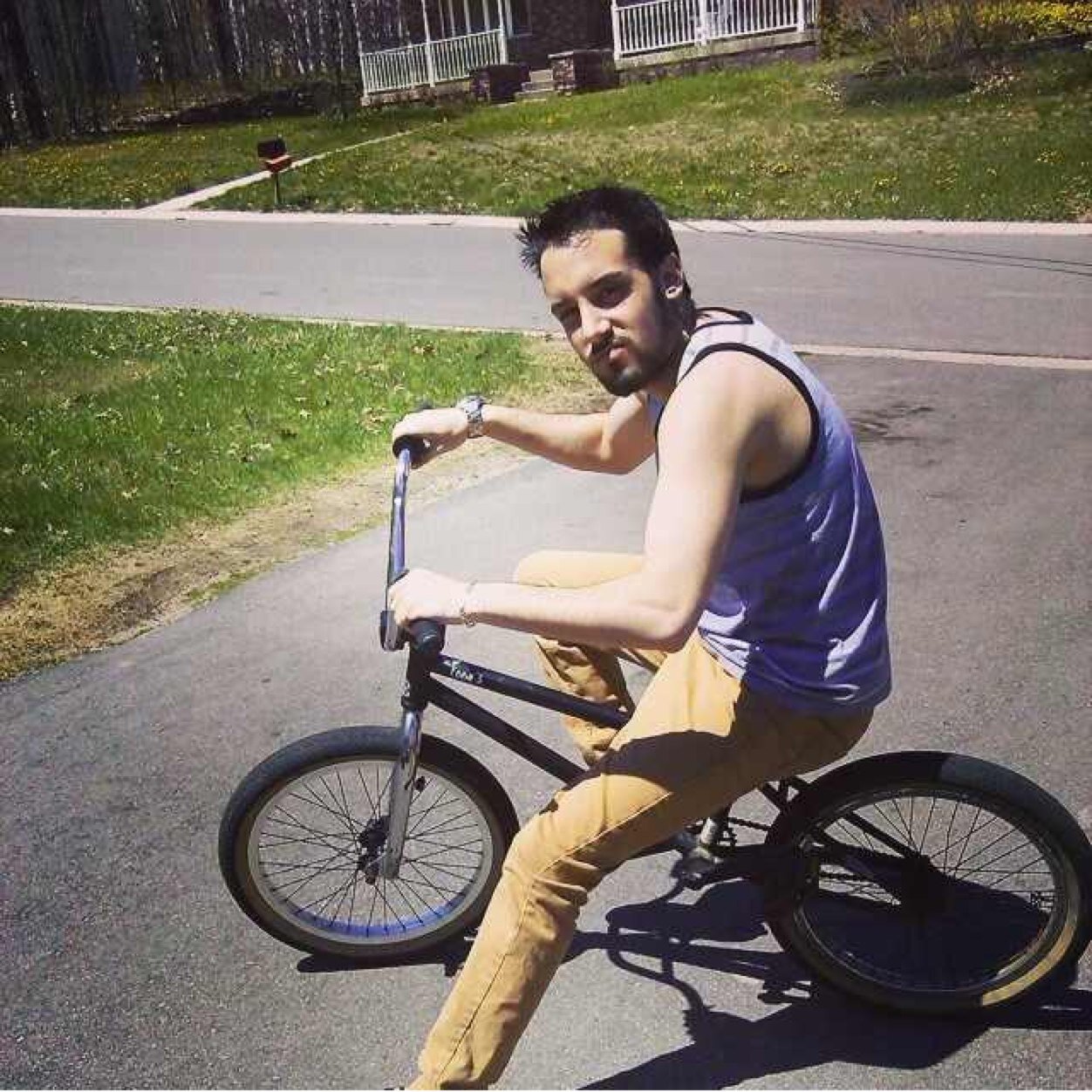 FitzyFit's profile picture. Shoot first ask questions last thats how these so called gangsters last