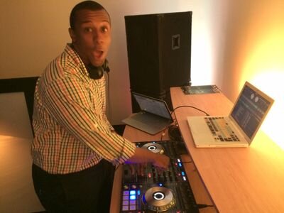 Campbelle32's profile picture. Dj/Producer For booking info!! 6317474923