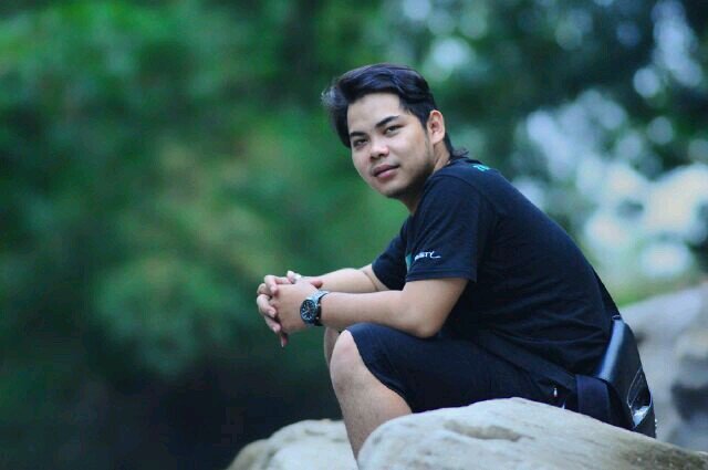 CahayaNhYankBai's profile picture. life is life