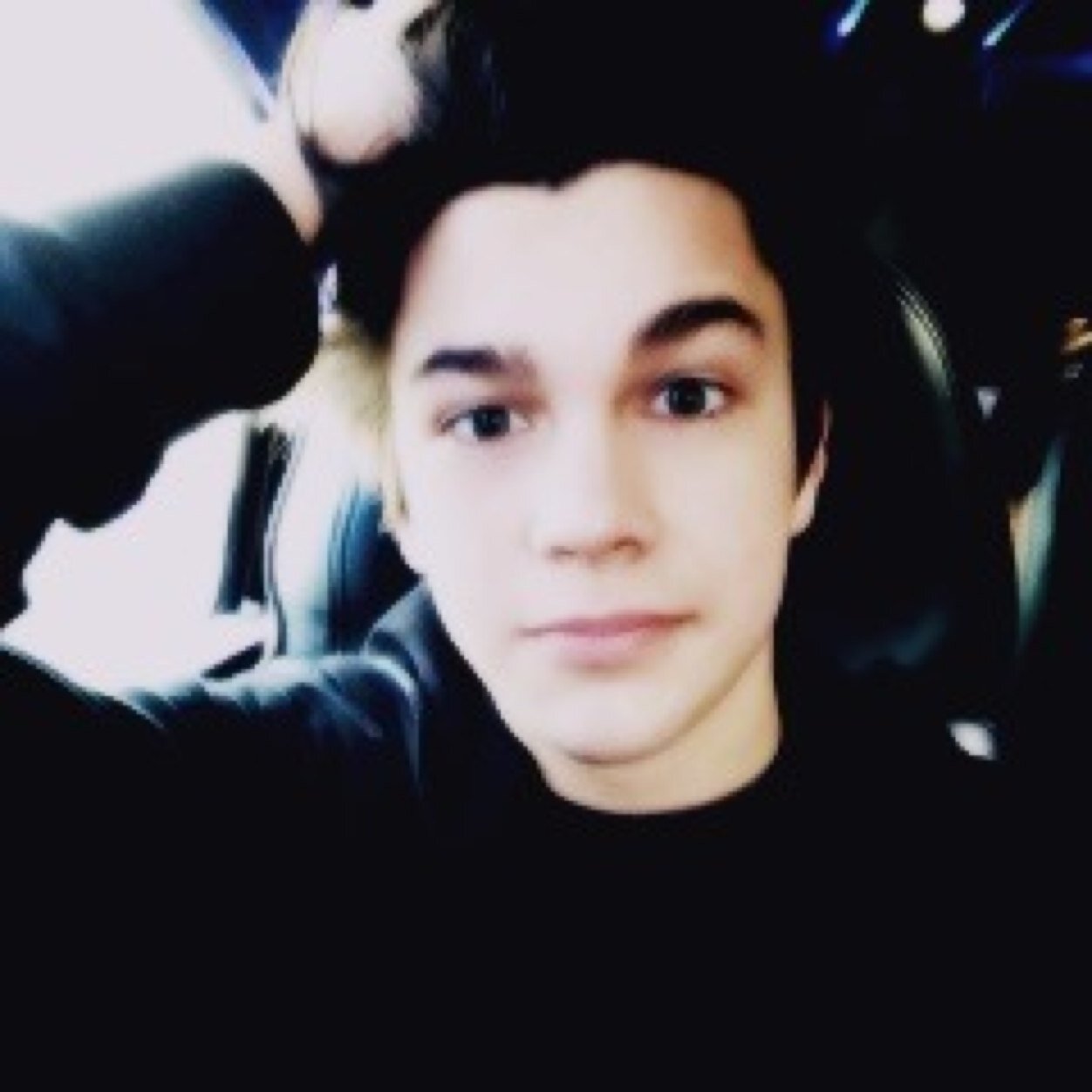 BurgxrKing's profile picture. Who lives in a pineapple under the sea?