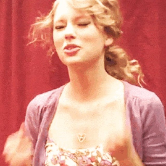 free follow! please follow @mintswift if you want :) iy