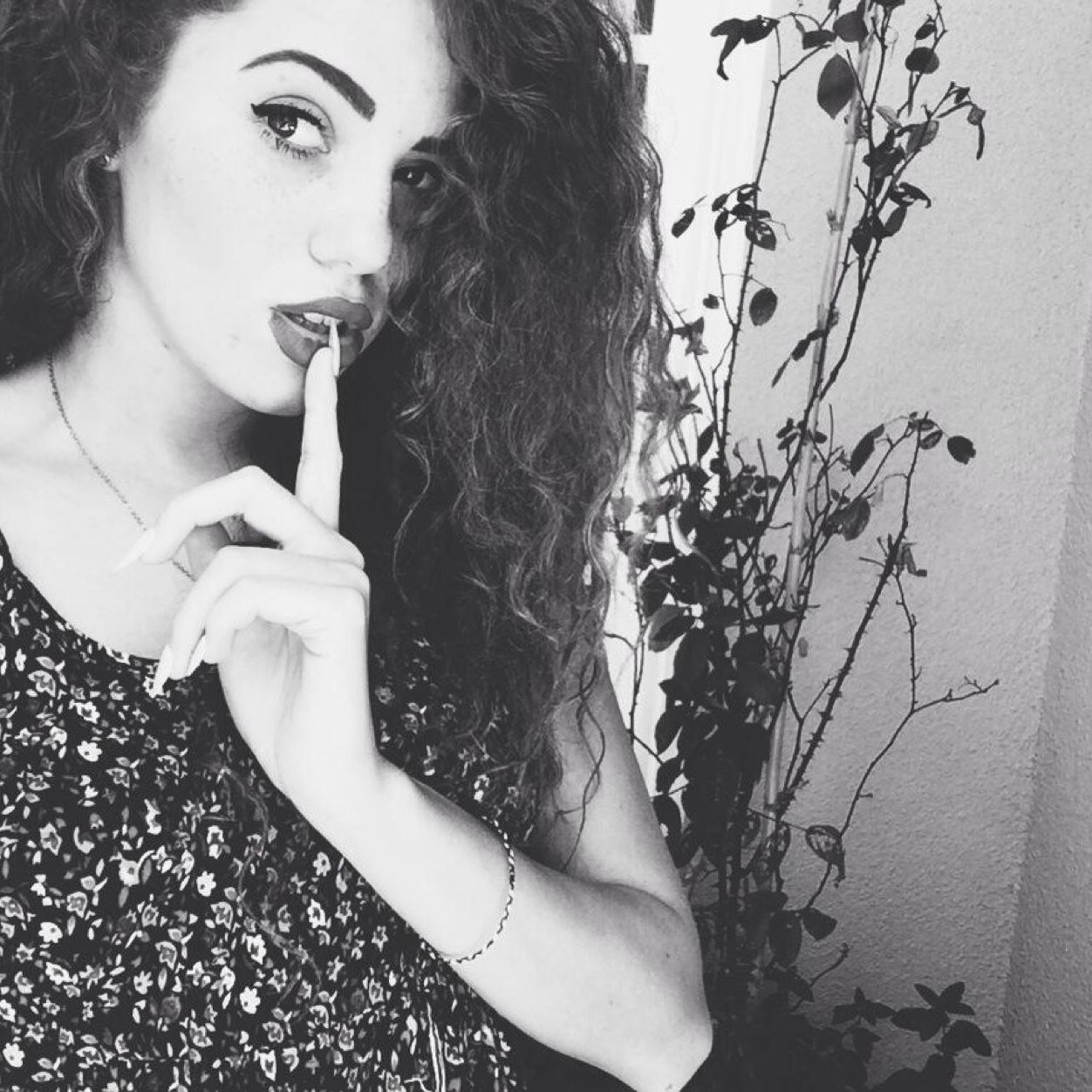 @MahoganyLOX is my queen